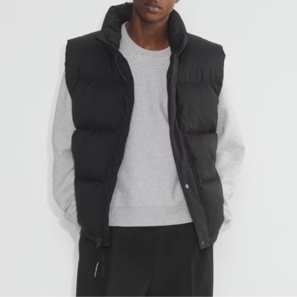 🔥NEW with tags NWT Aritzia The Super Puff Mens Vest size Small - Picture 2 of 8